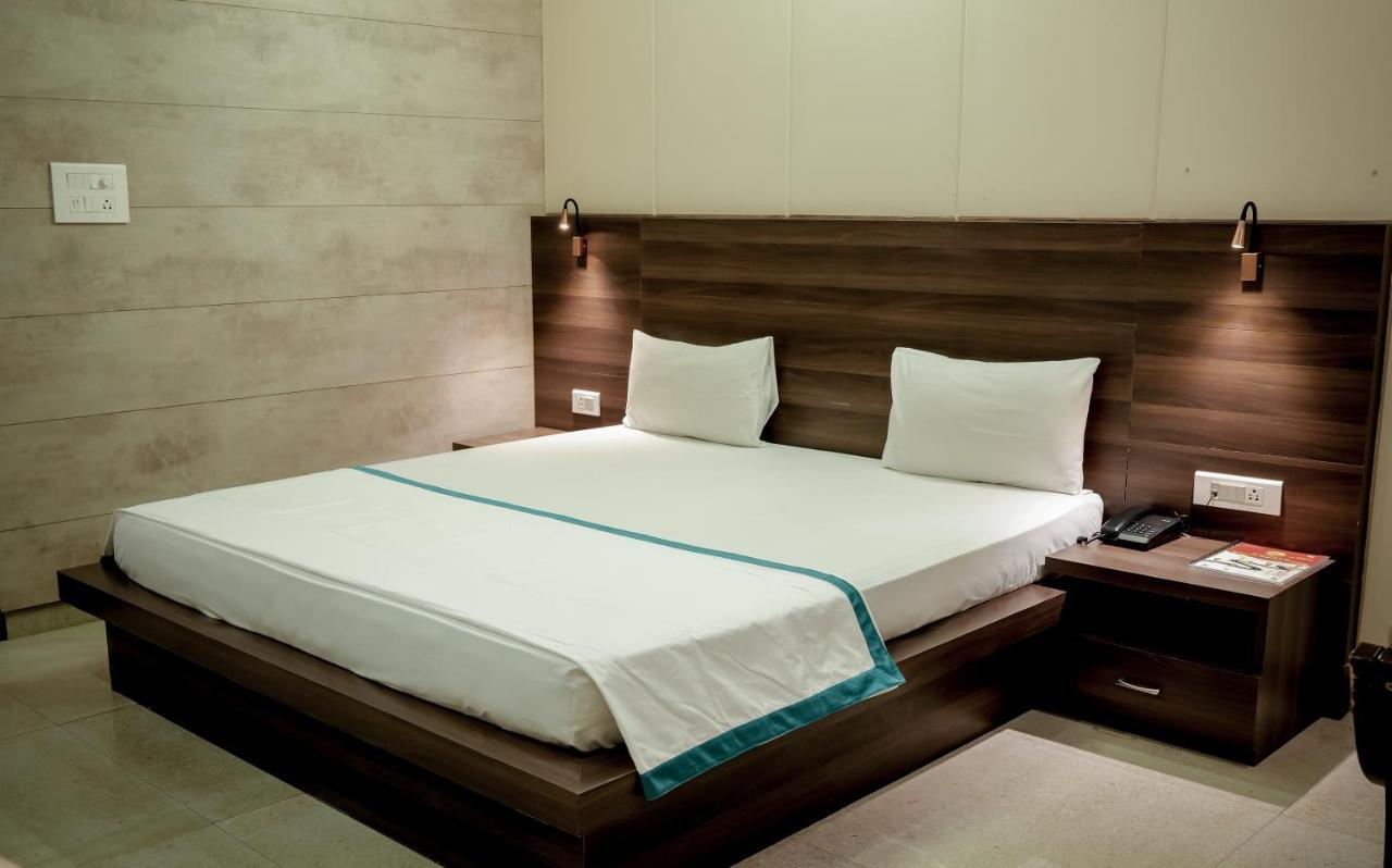 Hotel Highway King Behror מראה חיצוני תמונה