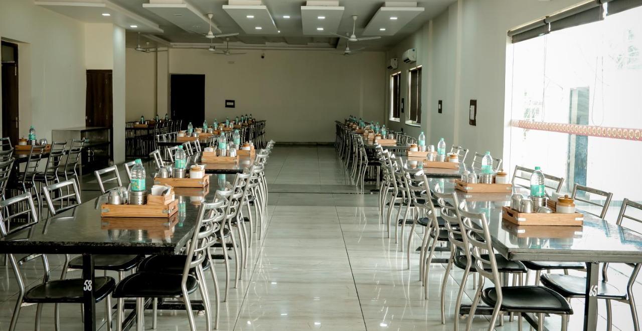 Hotel Highway King Behror מראה חיצוני תמונה